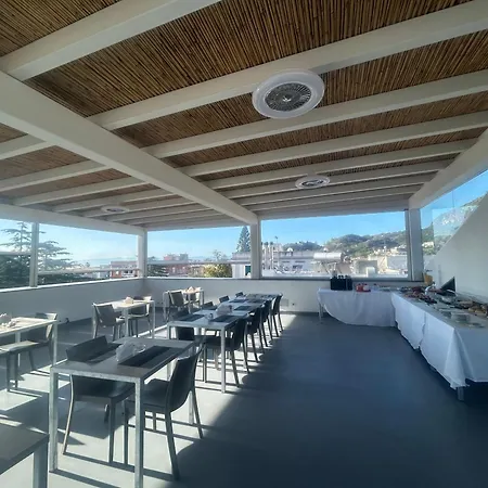 Eolia Bed and Breakfast 4*